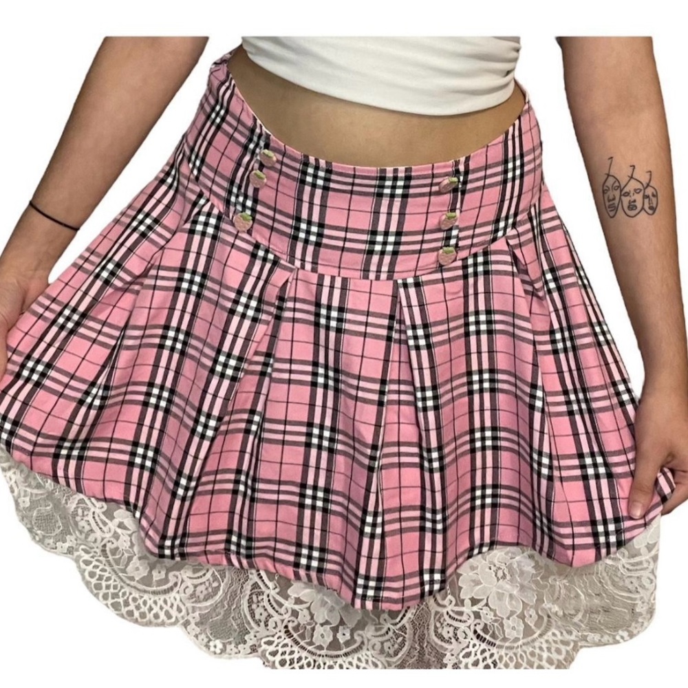 🍓💗HOT TOPIC SKIRT🍓💗